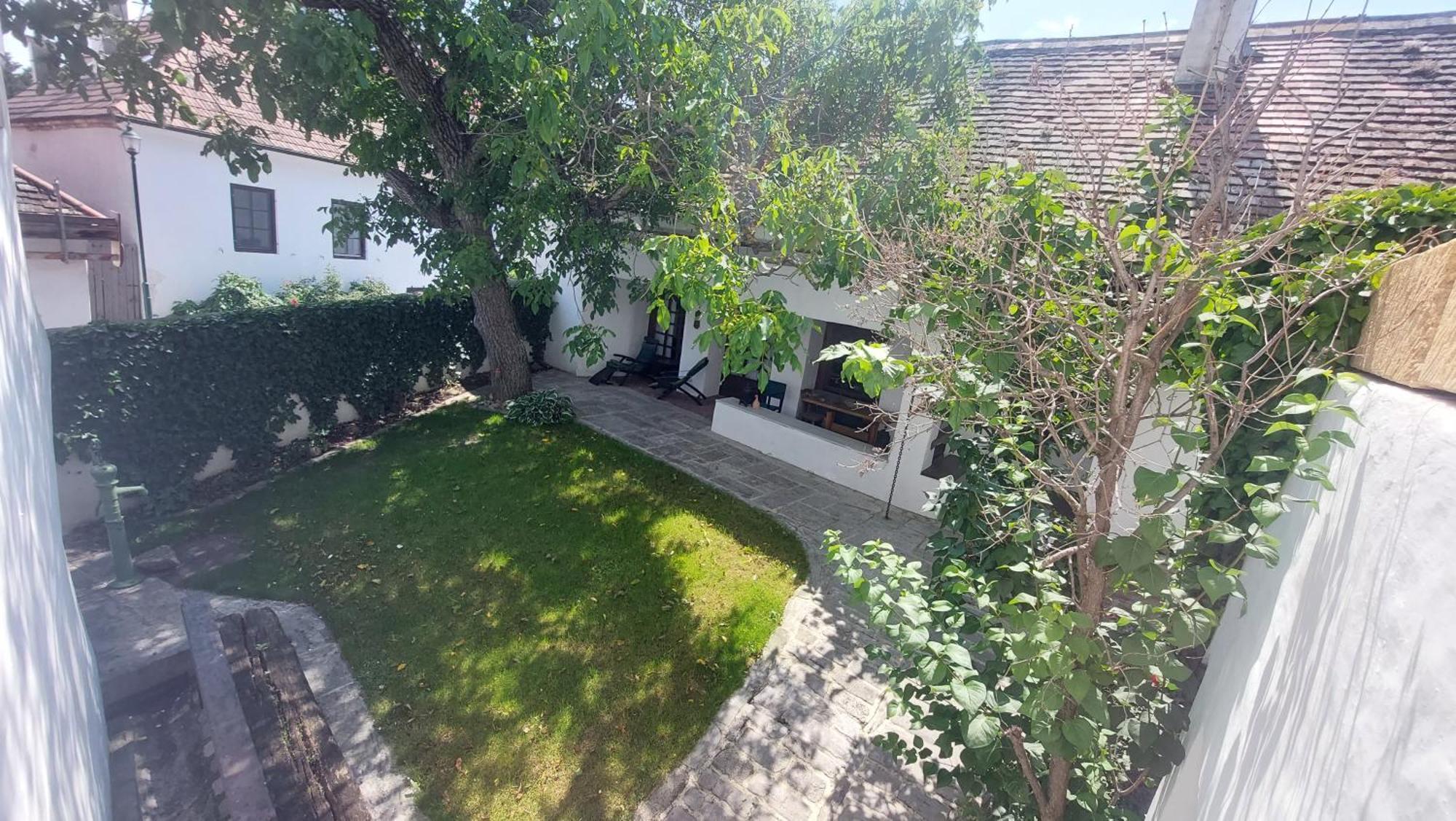 Herberge An Der Nikolauszeche Purbach am Neusiedlersee Extérieur photo