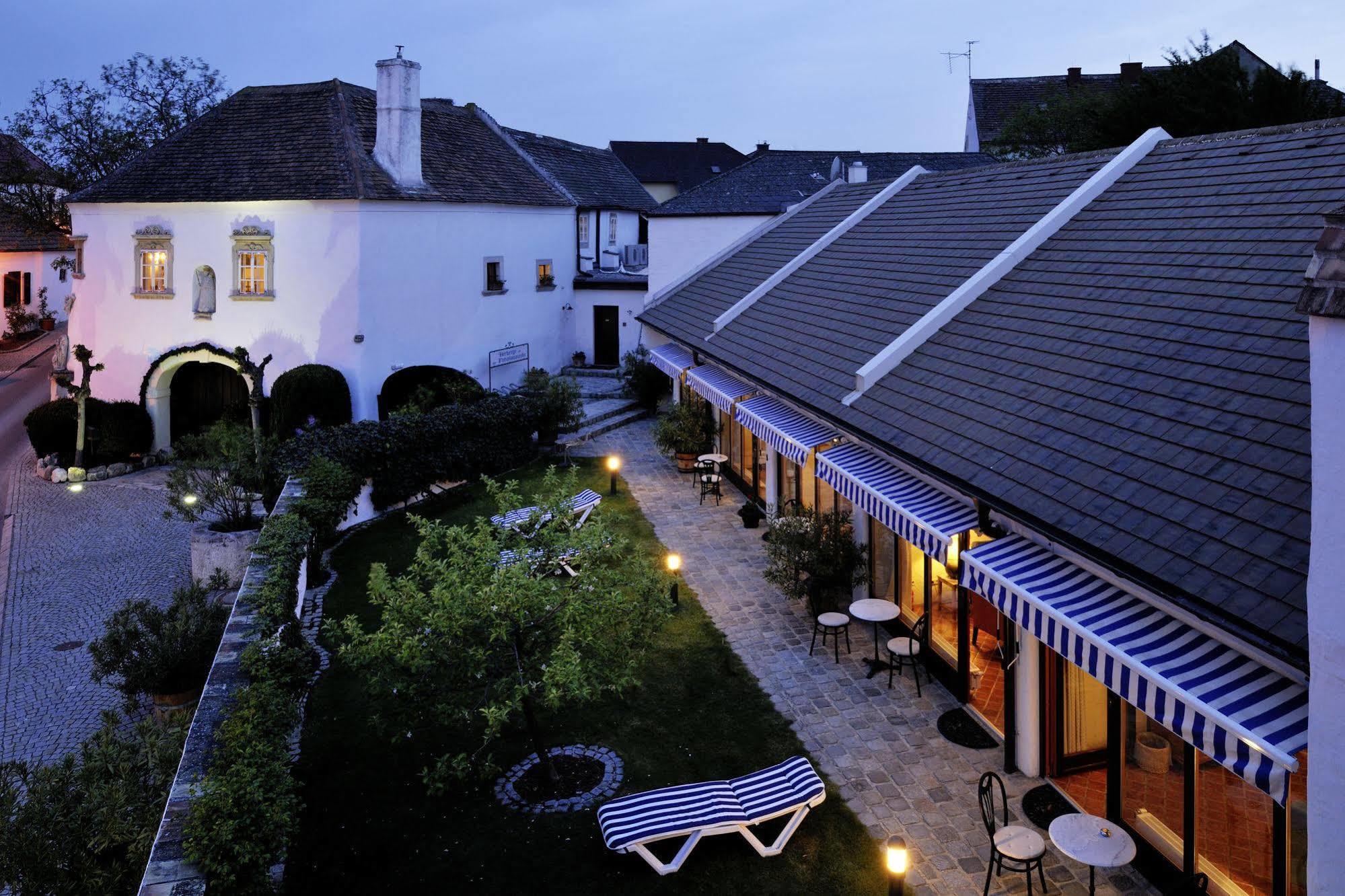 Herberge An Der Nikolauszeche Purbach am Neusiedlersee Extérieur photo