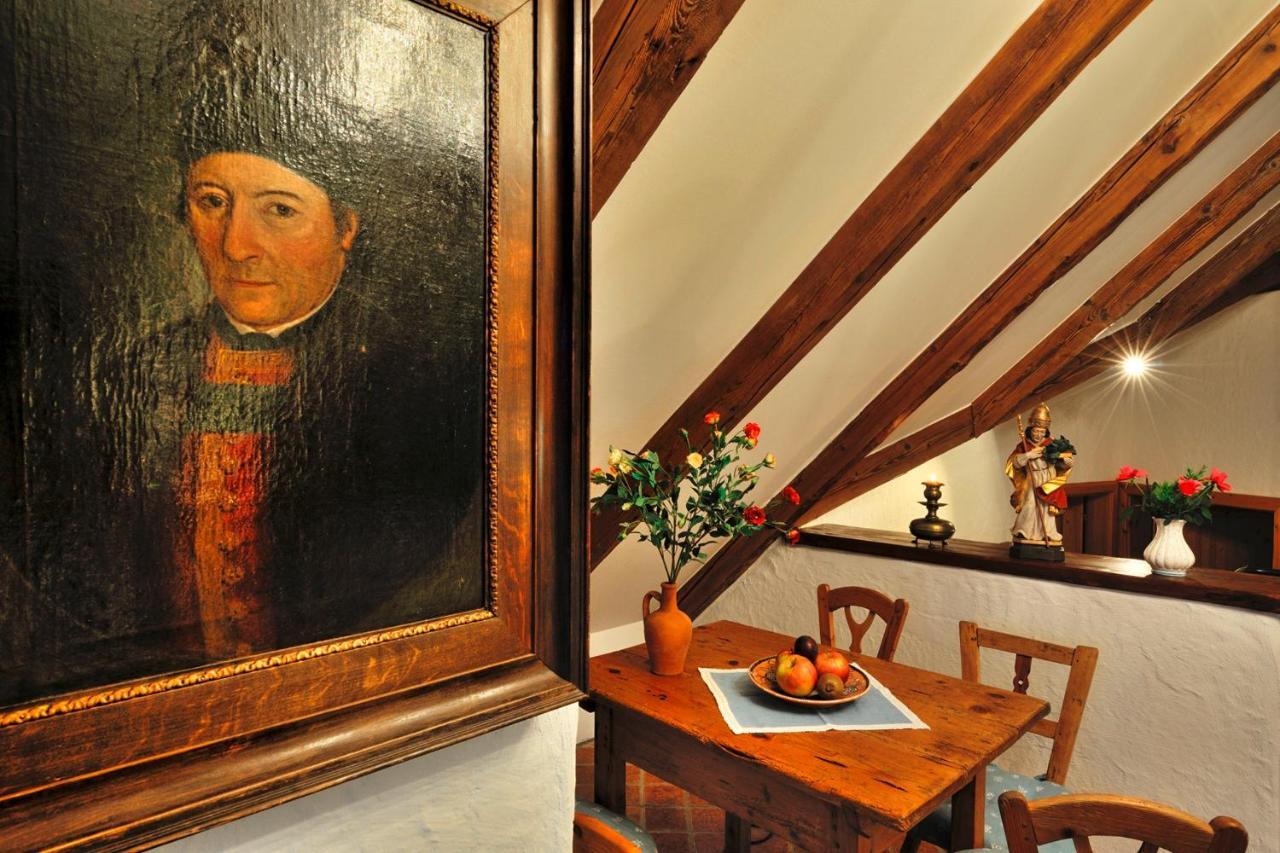 Herberge An Der Nikolauszeche Purbach am Neusiedlersee Chambre photo